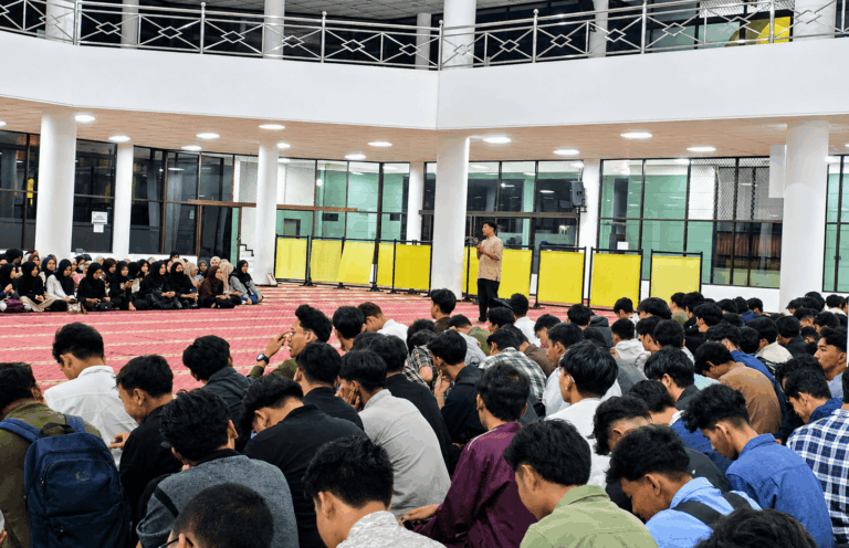 Semarak Literasi Quran Periode 5: Langkah Strategis UMM Memperkokoh Karakter Qurani Mahasiswa Baru
